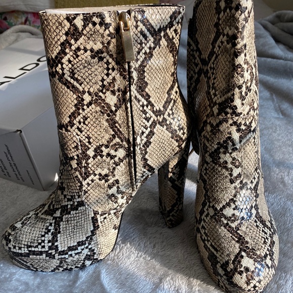 NWT ALDO Snakeskin Boots 🔥 - Picture 11 of 12